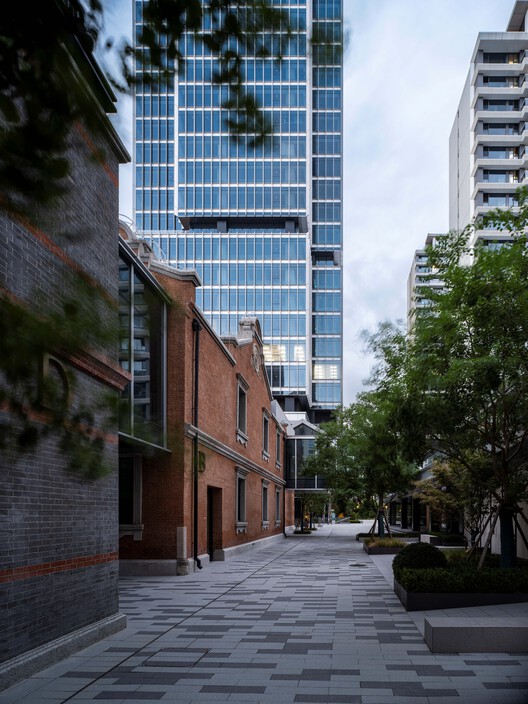 Jing'An Investment Center / Nikken Sekkei - Image 18 of 23