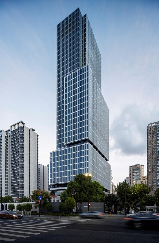 Jing'An Investment Center / Nikken Sekkei - Exterior Photography, Cityscape
