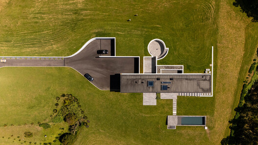 AW House / Sal Arquitetos - Image 6 of 40