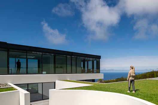 AW House / Sal Arquitetos - Image 5 of 40