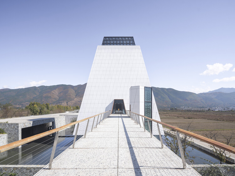 YunTuo Distillery / OLI Architecture - Brewery