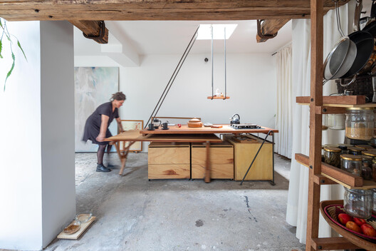 The House of the Maywas / La Cabina de la Curiosidad - Interior Photography, Kitchen, Wood, Table, Lighting, Chair