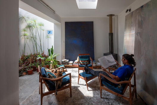 The House of the Maywas / La Cabina de la Curiosidad - Interior Photography, Living Room, Chair