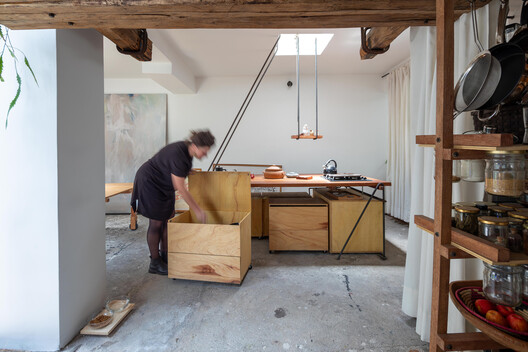 The House of the Maywas / La Cabina de la Curiosidad - Interior Photography, Wood, Lighting