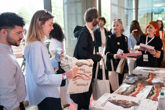 Go East: What Tirana's Bread & Heart Festival Reveals About Architecture and Landscape Go East: What Tirana's Bread & Heart Festival Reveals About Architecture and Landscape - Image 19 of 48