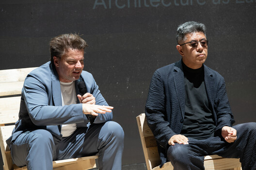 Go East: What Tirana's Bread & Heart Festival Reveals About Architecture and Landscape Go East: What Tirana's Bread & Heart Festival Reveals About Architecture and Landscape - Image 24 of 48