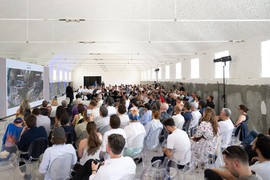Go East: What Tirana's Bread & Heart Festival Reveals About Architecture and Landscape Go East: What Tirana's Bread & Heart Festival Reveals About Architecture and Landscape - Image 2 of 48