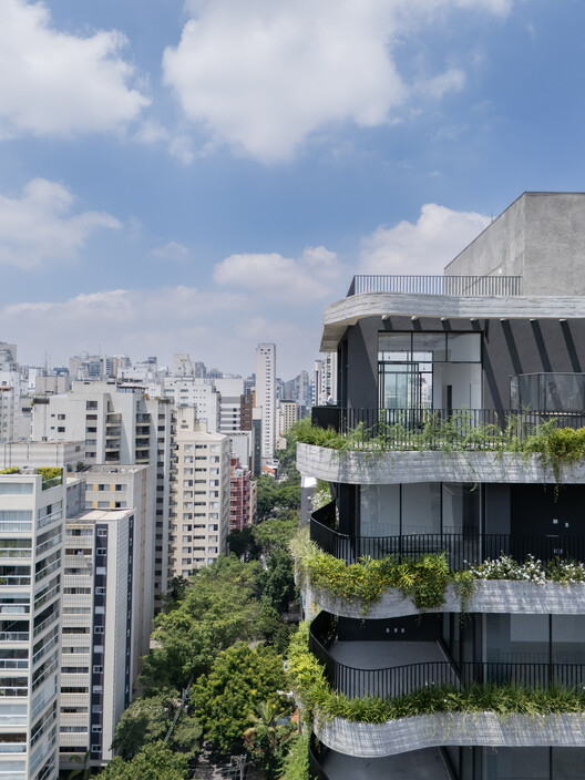 Edifício Adress Jardins / aflalo/gasperini arquitetos Edifício Adress Jardins / aflalo/gasperini arquitetos - Fotografia de Exterior, Balcão