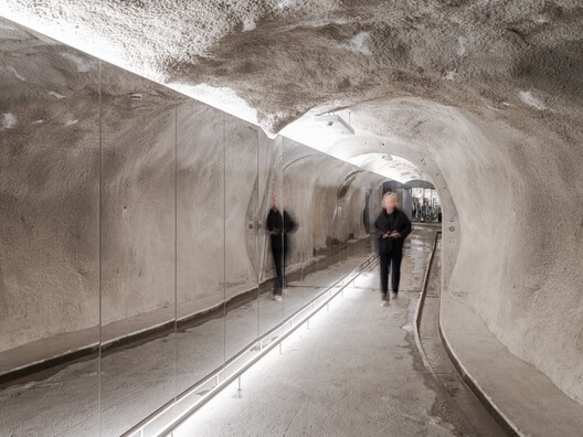 TITLIS Tower / Herzog & de Meuron TITLIS Tower / Herzog & de Meuron - Interior Photography, Concrete