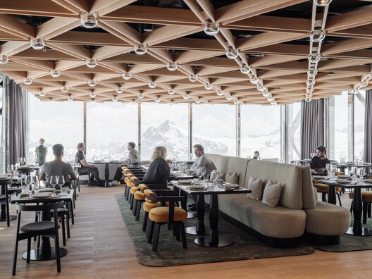 TITLIS Tower / Herzog & de Meuron TITLIS Tower / Herzog & de Meuron - Interior Photography, Chair