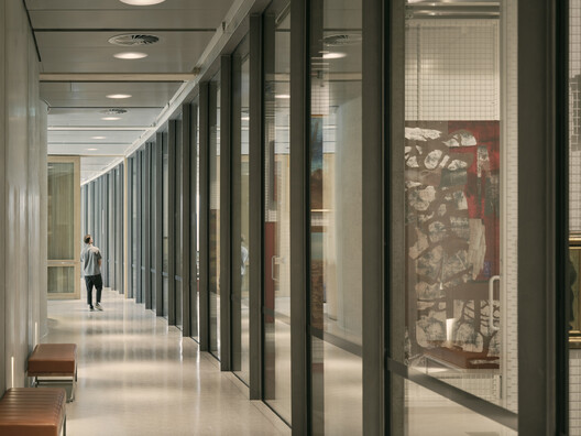 Eva and Marc Besen Centre / Kerstin Thompson Architects Eva and Marc Besen Centre / Kerstin Thompson Architects - Interior Photography, Lighting, Glass