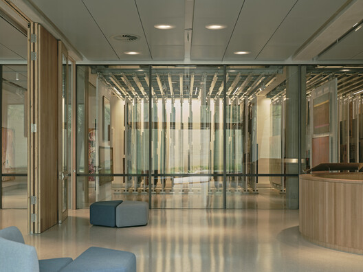 Eva and Marc Besen Centre / Kerstin Thompson Architects Eva and Marc Besen Centre / Kerstin Thompson Architects - Image 10 of 17