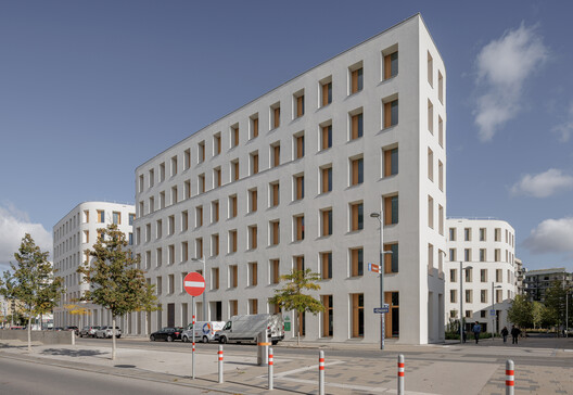 2226 Robin Seestadt Office Building / Baumschlager Eberle Architekten - Exterior Photography, Facade