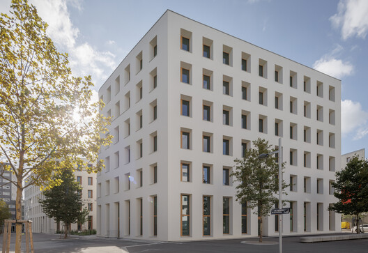 2226 Robin Seestadt Office Building / Baumschlager Eberle Architekten - Image 8 of 14