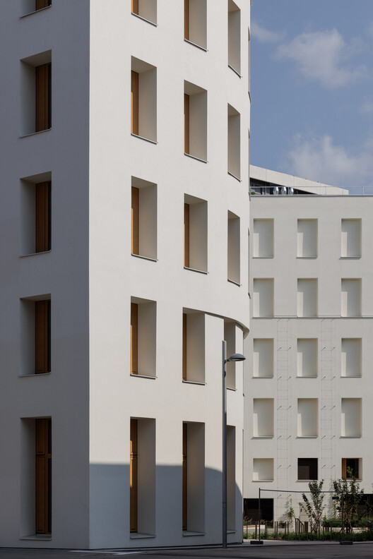 2226 Robin Seestadt Office Building / Baumschlager Eberle Architekten - Exterior Photography, Concrete