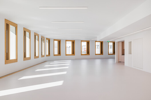 2226 Robin Seestadt Office Building / Baumschlager Eberle Architekten - Interior Photography, Wood