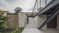 Casa de Acero / Alto Arquitectura