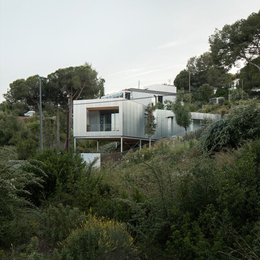 Casa 144º / Jaime Prous Architects Casa 144º / Jaime Prous Architects - Image 6 of 25