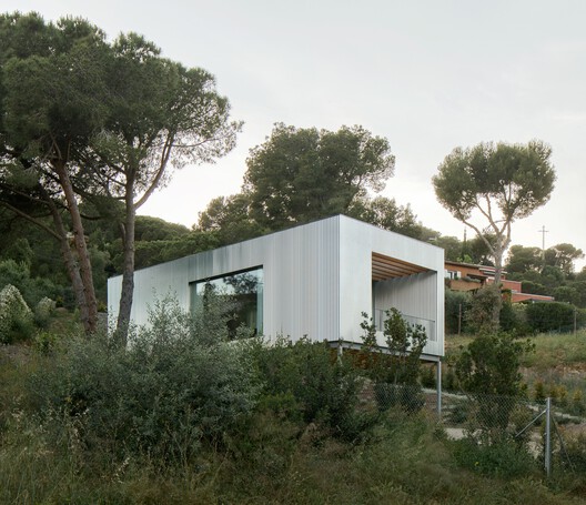 Casa 144º / Jaime Prous Architects Casa 144º / Jaime Prous Architects - Exterior Photography