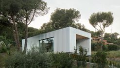 Casa 144º / Jaime Prous Architects