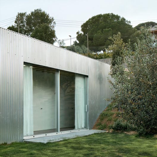 Casa 144º / Jaime Prous Architects Casa 144º / Jaime Prous Architects - Exterior Photography, Concrete
