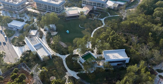 China Resources Wuhan Optics Valley Runjing Park Commercial Renewal / Dachuan Design + WTD Weitu Design - Exterior Photography, Aerial View Photography, Garden