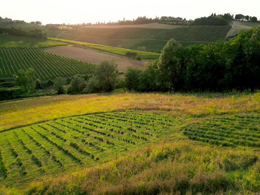 Shamballa Opens in Italy as a 3D-Printed Research Site Exploring Self-Sufficient Sustainable Living Shamballa Opens in Italy as a 3D-Printed Research Site Exploring Self-Sufficient Sustainable Living - Image 9 of 10