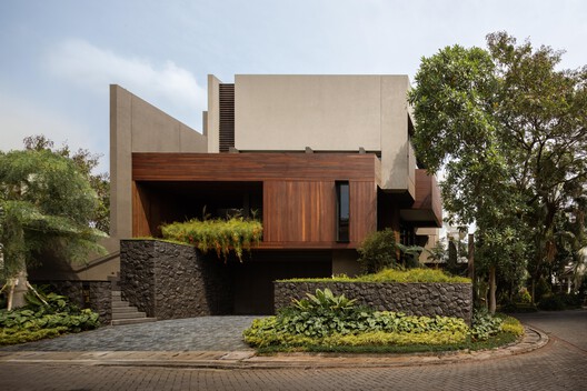 Kenari House / Ken Workshop Kenari House / Ken Workshop - Exterior Photography, Courtyard
