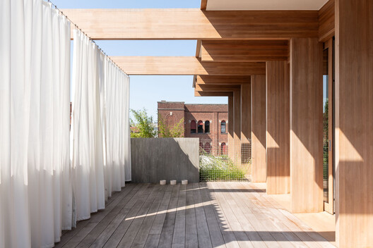Designing for Chickens: Rethinking How Humans and Animals Share Space - Image 37 of 50