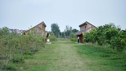 Designing for Chickens: Rethinking How Humans and Animals Share Space - Image 44 of 50