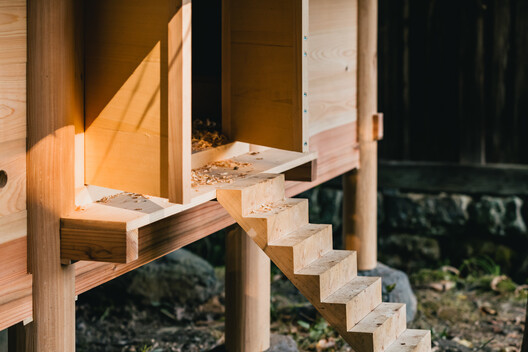 Designing for Chickens: Rethinking How Humans and Animals Share Space - Image 5 of 50