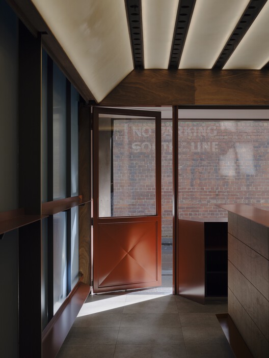 Palace Coffee / Kerry Kounnapis Architecture Practice - Image 5 of 29