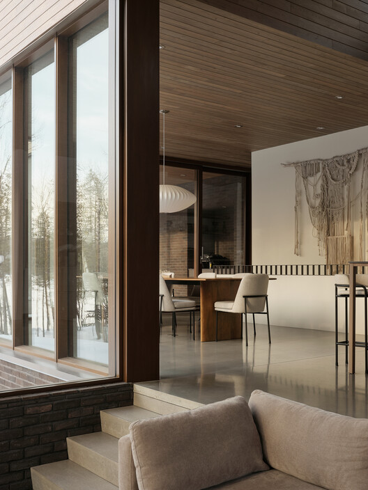 Breathe Lodge Residence / Jérôme Lapierre Architecte Breathe Lodge Residence / Jérôme Lapierre Architecte - Interior Photography, Wood, Lighting, Table, Chair
