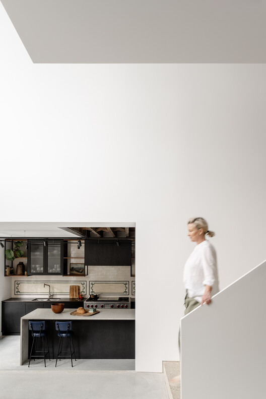 House of Panes / Matthew Giles Architects - Countertop, Chair