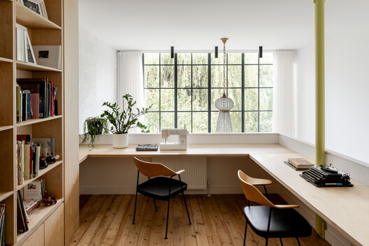 House of Panes / Matthew Giles Architects - Interior Photography, Bathroom, Wood, Table, Chair, Lighting, Shelving