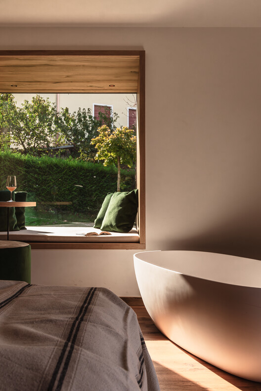 Pineta Nature Resort / MICHELE SICHER ARCHITETTO Pineta Nature Resort / MICHELE SICHER ARCHITETTO - Interior Photography, Wood, Lighting, Bathtub