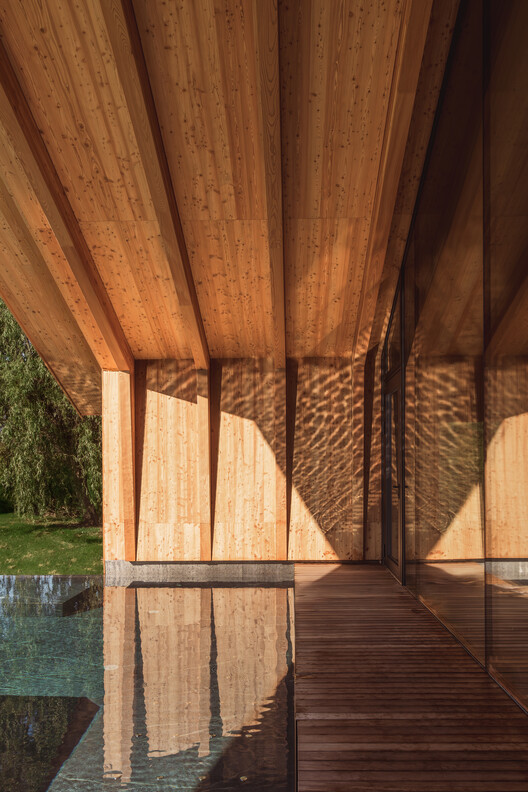 Pineta Nature Resort / MICHELE SICHER ARCHITETTO Pineta Nature Resort / MICHELE SICHER ARCHITETTO - Image 19 of 37