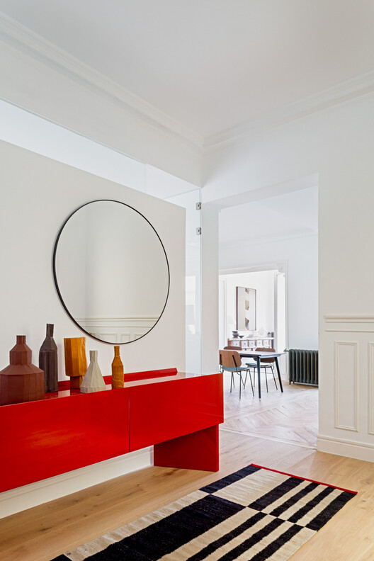 Comprehensive Renovation in Sagasta II / Ábaton Comprehensive Renovation in Sagasta II / Ábaton - Interior Photography, Wood, Lighting, Chair
