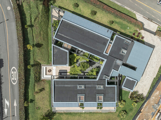 House of Courtyards / Alejandro Restrepo-Montoya Arquitectura + EstudioCentral House of Courtyards / Alejandro Restrepo-Montoya Arquitectura + EstudioCentral - Image 22 of 28