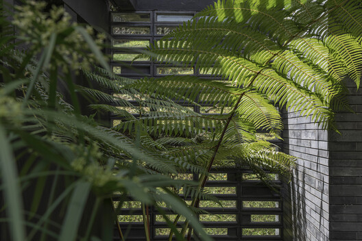House of Courtyards / Alejandro Restrepo-Montoya Arquitectura + EstudioCentral House of Courtyards / Alejandro Restrepo-Montoya Arquitectura + EstudioCentral - Image 20 of 28
