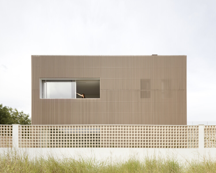 Casa J / Hulot - fotografía exterior