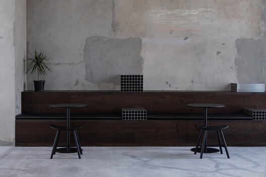 Koncrete Space / shell+core - Interior Photography, Wood, Table, Bench