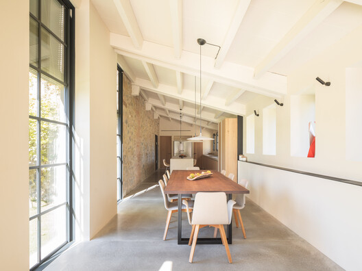 House 2302 / Nordest Arquitectura - Interior Photography, Dining room, Wood, Lighting, Chair, Beam
