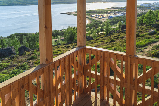 Kola Bay Lighthouse Viewpoint / Evgeny Makarenko’s Timber Architecture Workshop - Image 14 of 29