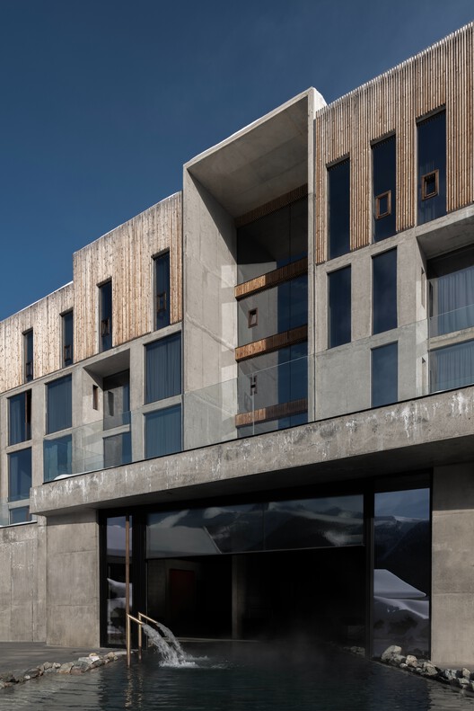 Spa Complex Moon2 / Architectural Studio Chado - Exterior Photography, Concrete
