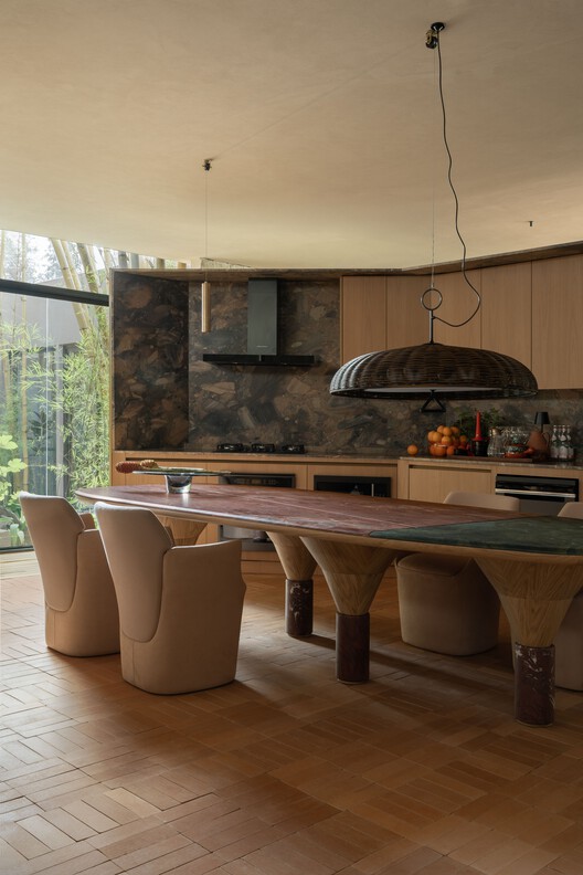 Brastemp House / Bezerra Panobianco - Interior Photography, Wood, Lighting, Table, Chair