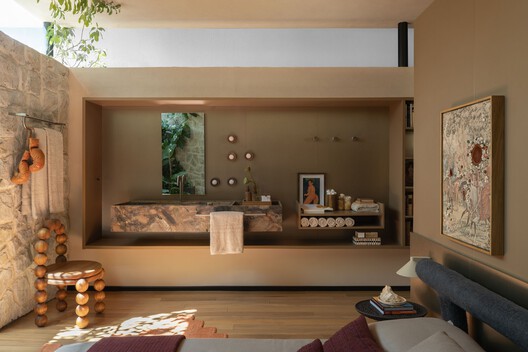 Brastemp House / Bezerra Panobianco - Interior Photography, Living Room, Wood, Lighting, Sink, Bathroom