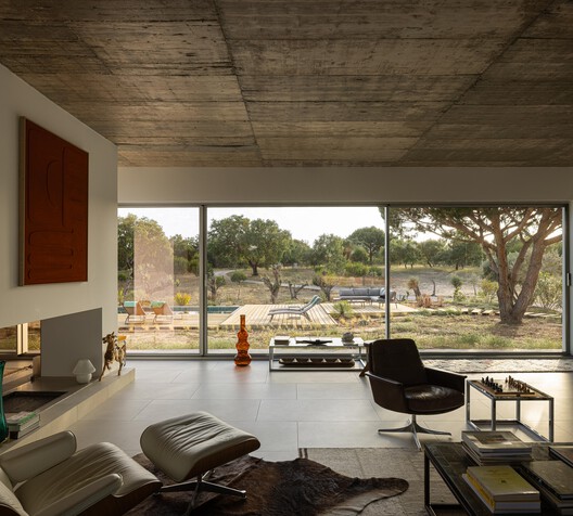 Melides House / Sabrab - Interior Photography, Living Room, Chair