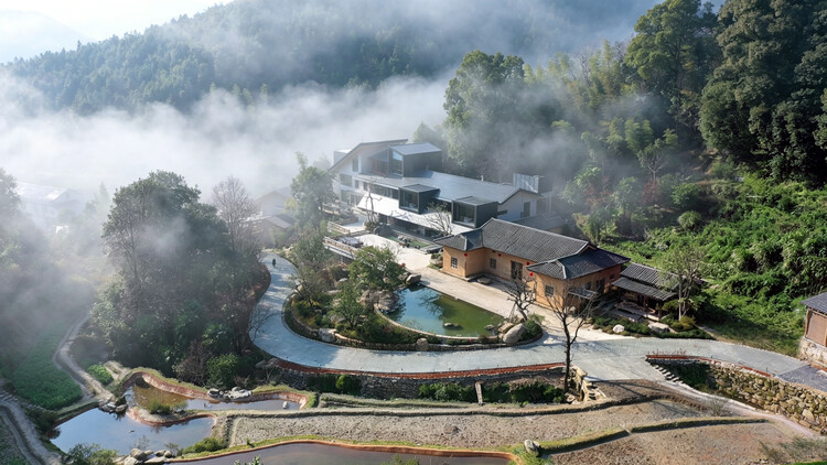 Yunxi Valley · Zhouluo / Shuimuyan Space Design - Exterior Photography