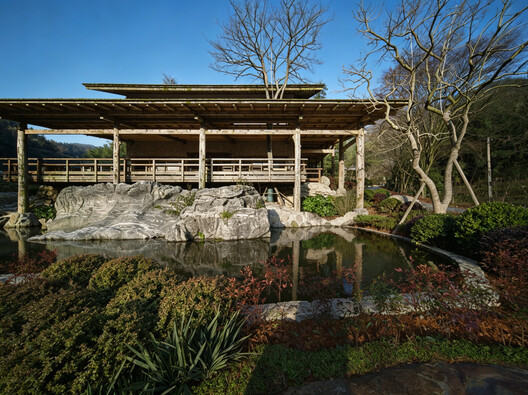 Yunxi Valley · Zhouluo / Shuimuyan Space Design - Exterior Photography, Wood, Waterfront, Garden